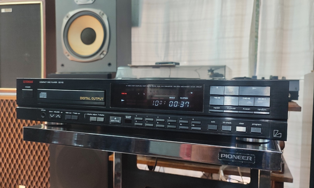 Luxman DZ-112