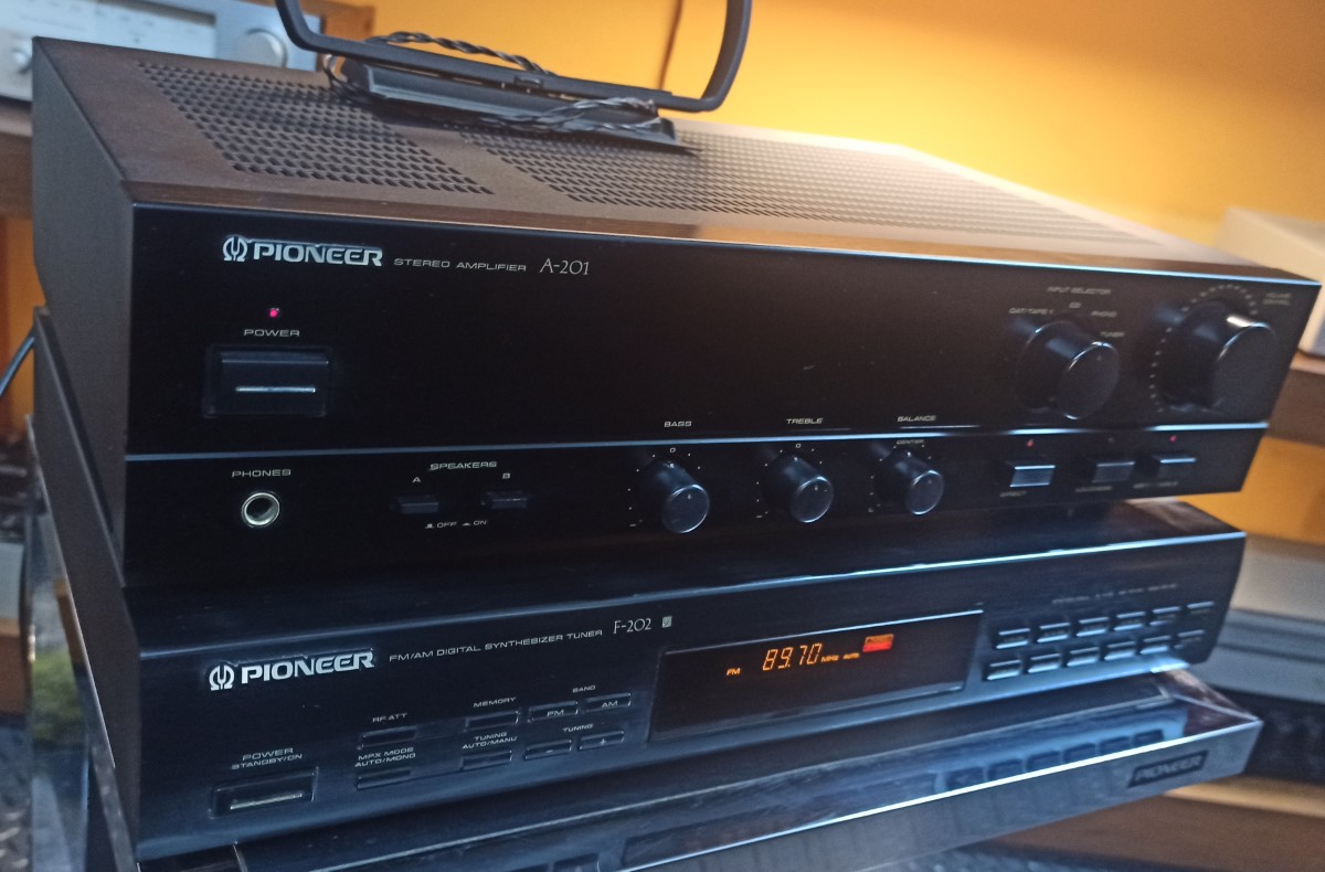 Amplificateur Intégré Pioneer A-110 - Bon état - 2 Canaux