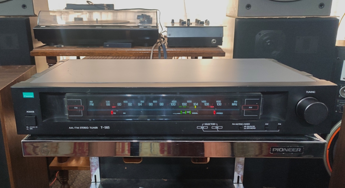 Sansui T-505